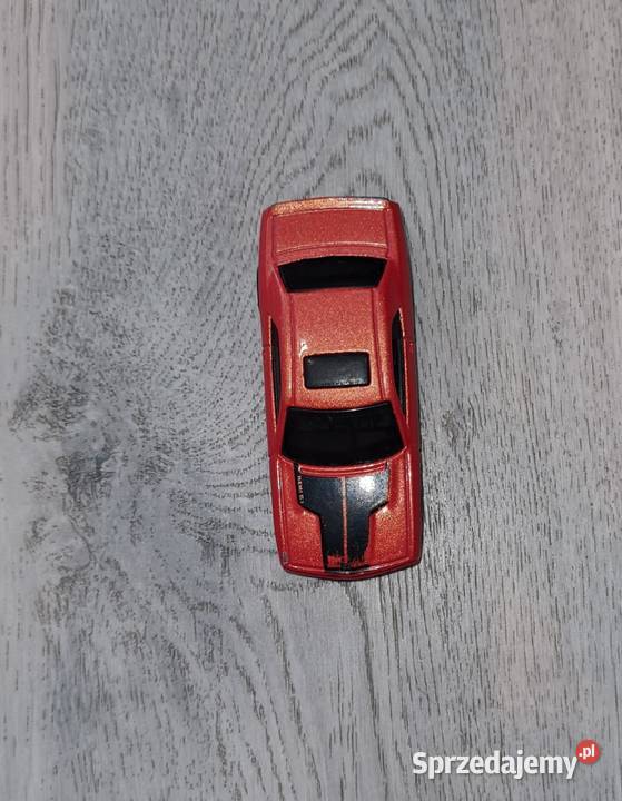 Autko samochód resorak Hot Wheels czerwony 18m+
