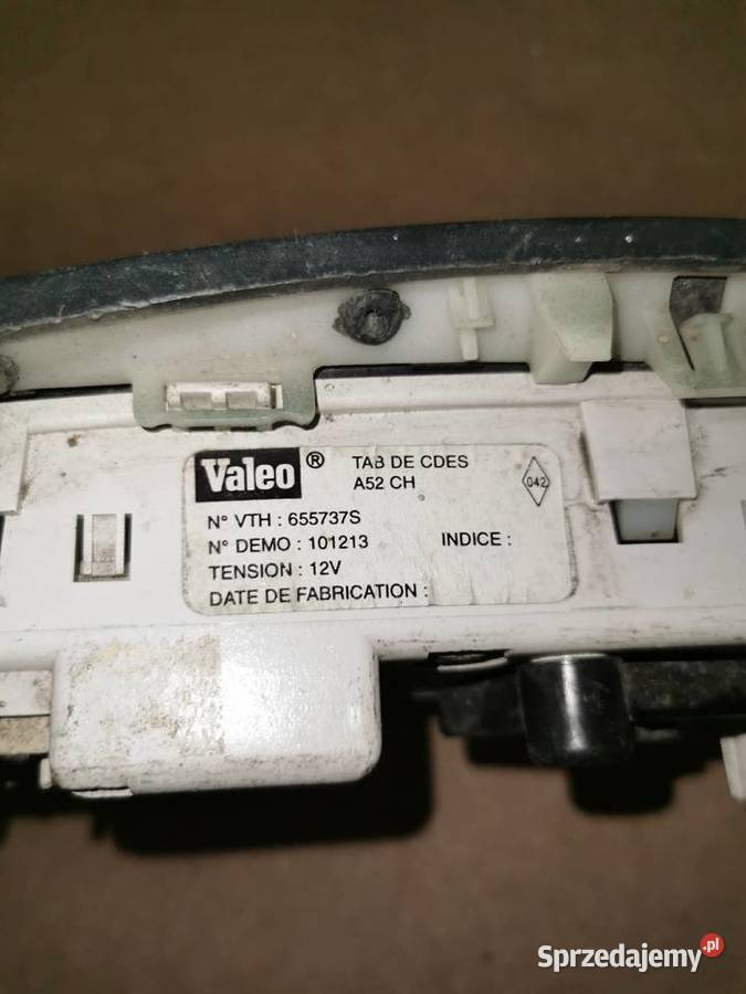 Renault Megane Panel klimatyzacji nawiewu panele sterowania, przełączniki Niepołomice sprzedam