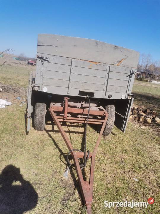 sprzedam przyczepę 4 i pół tony d45 lubelskie Modryń