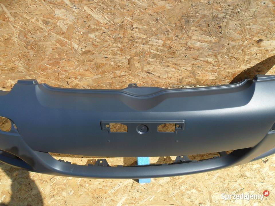 ZDERZAK PRZEDNI Toyota Yaris 2003 zamiennik Zderzaki Części samochodowe wielkopolskie Nowy Tomyśl