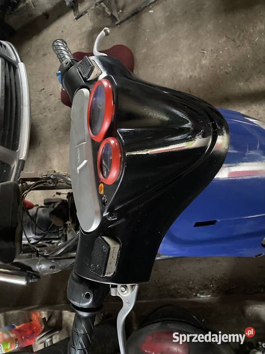 Licznik owiewki zbiornik płynu Derbi Predator