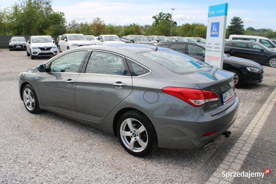 Hyundai i40 Gwarancja Kamera Tempomat światła przeciwmgielne Warszawa sprzedam