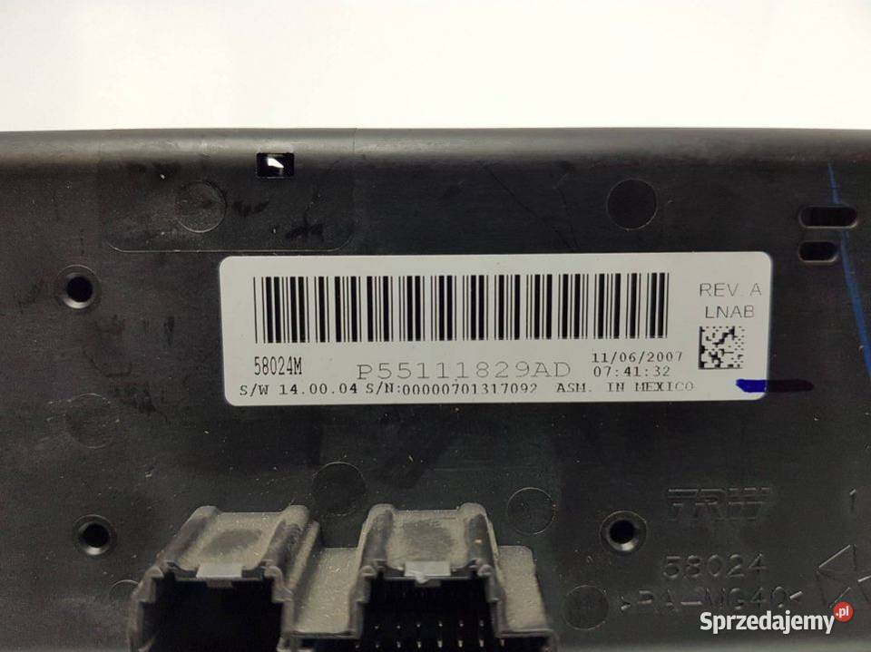 PANEL KLIMATYZACJI P55111829AD JEEP LIBERTY Lipno sprzedam