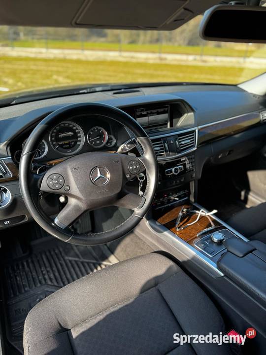 Mercedes e300 Hybrid 4/5 Tulce