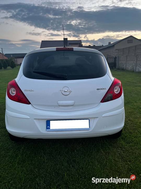 Opel corsa 12benzyna na 111 rocznice opla łódzkie Kurowice Kościelne