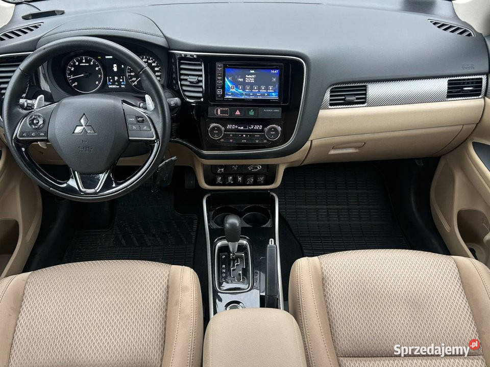 MITSUBISHI Outlander 2017r Salon Polska I Bielsko-Biała