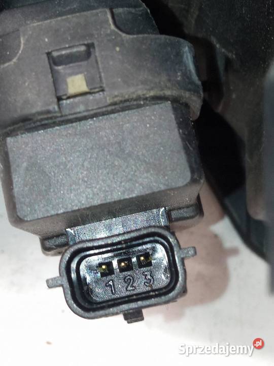 LAMPA PRZÓD LEWA EUROPA 8200481196 Renault świętokrzyskie sprzedam