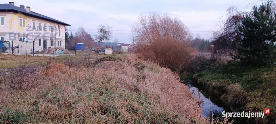 Sprzedam działkę budowlaną o pow 1335 m2 w sprzedam