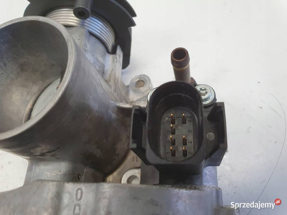 VW Lupo 14 16V PRZEPUSTNICA 036133064D