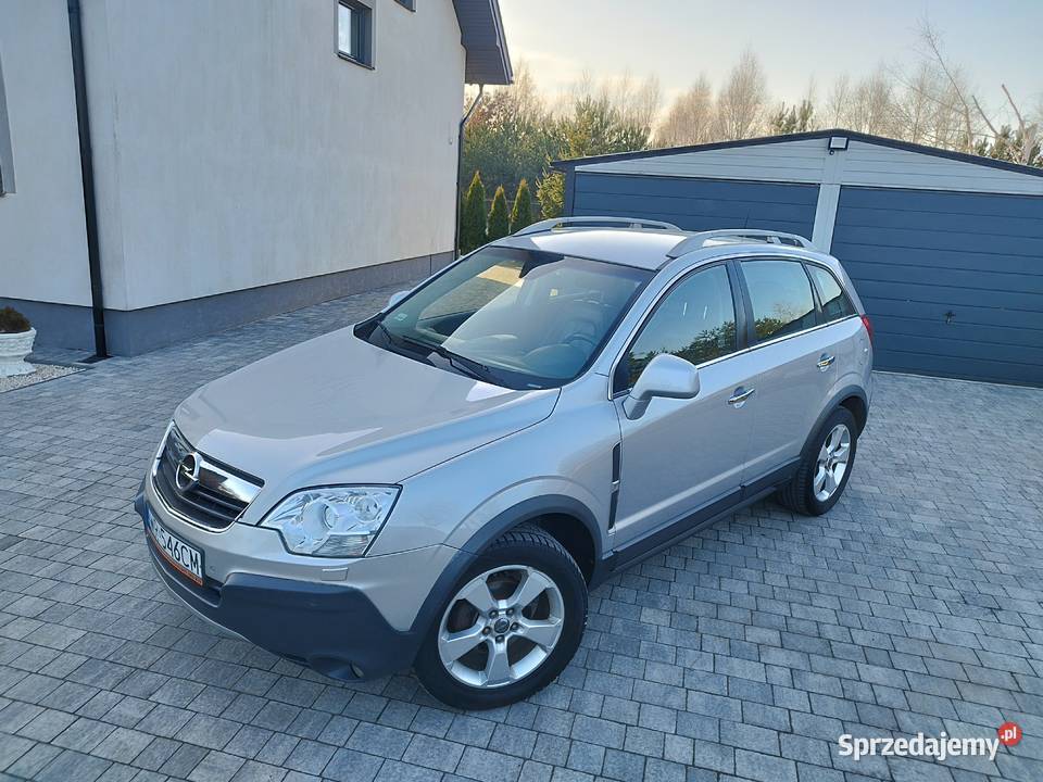 Opel Antara 20 150 4x4 FULL SKÓRY NAVI HAK bluetooth Radom