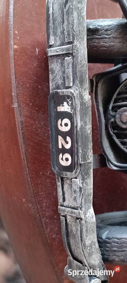 model samochodu kolekcjonerskiego 4617 Solido Luboń