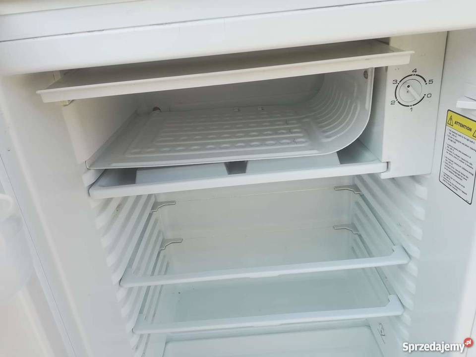 Lodówka Candymożliwy transport Warszawa