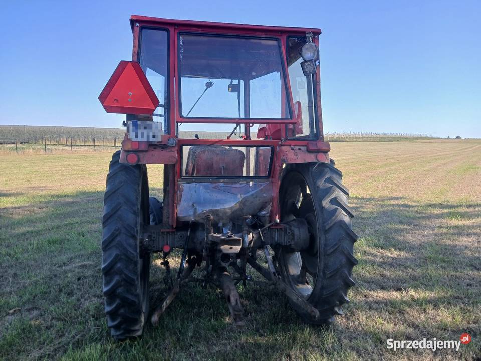 Massey Ferguson 255 3512235 2812 Czarnożyły