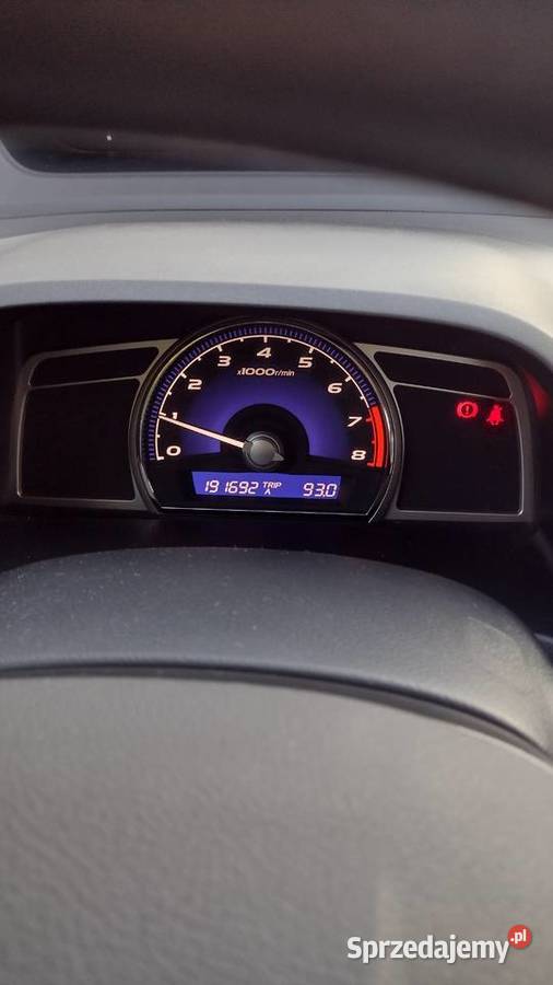 Honda Civic VIII 18 Benz 140 uszkodzony Civic Rawa Mazowiecka sprzedam