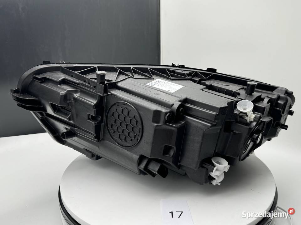 LAMPA PRZEDNIA PRZOD PRZÓD MERCEDES CLA LIFT