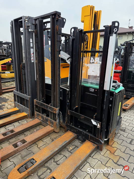 paleciak elektryczny z masztem MITSUBISHI 1600 elektryczny Działoszyn sprzedam