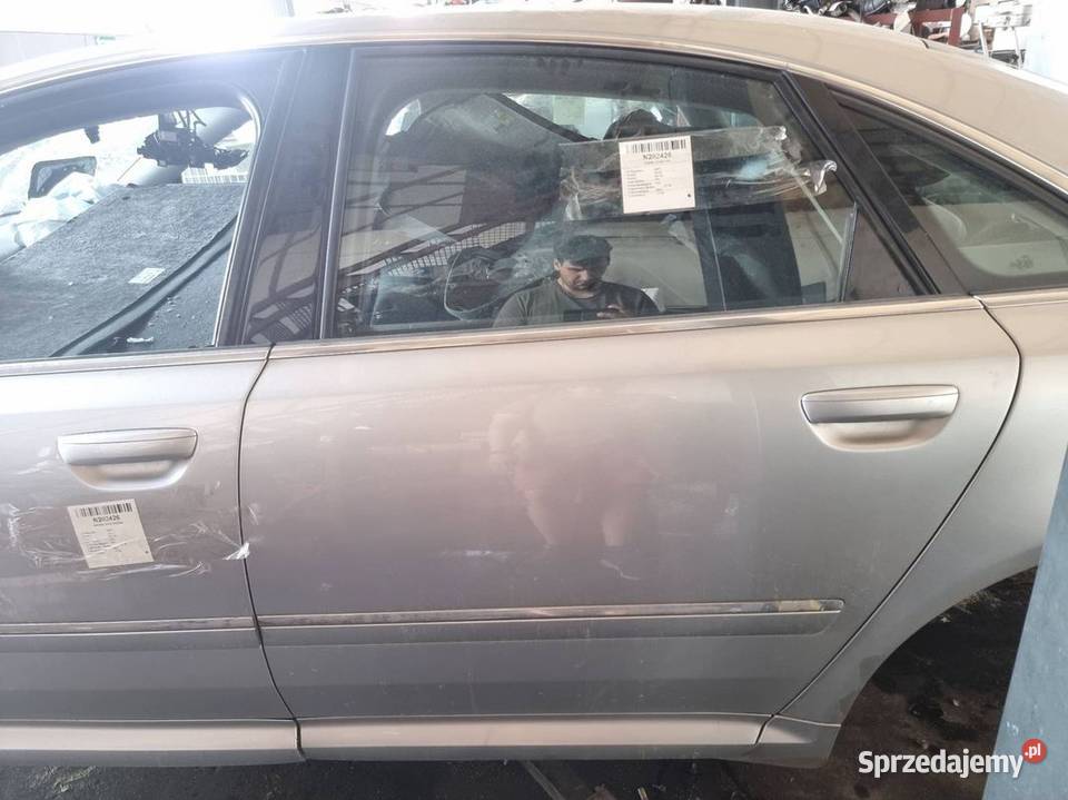 DRZWI LEWE TYŁ AUDI A8 D3 LY7W osobowe Lipno