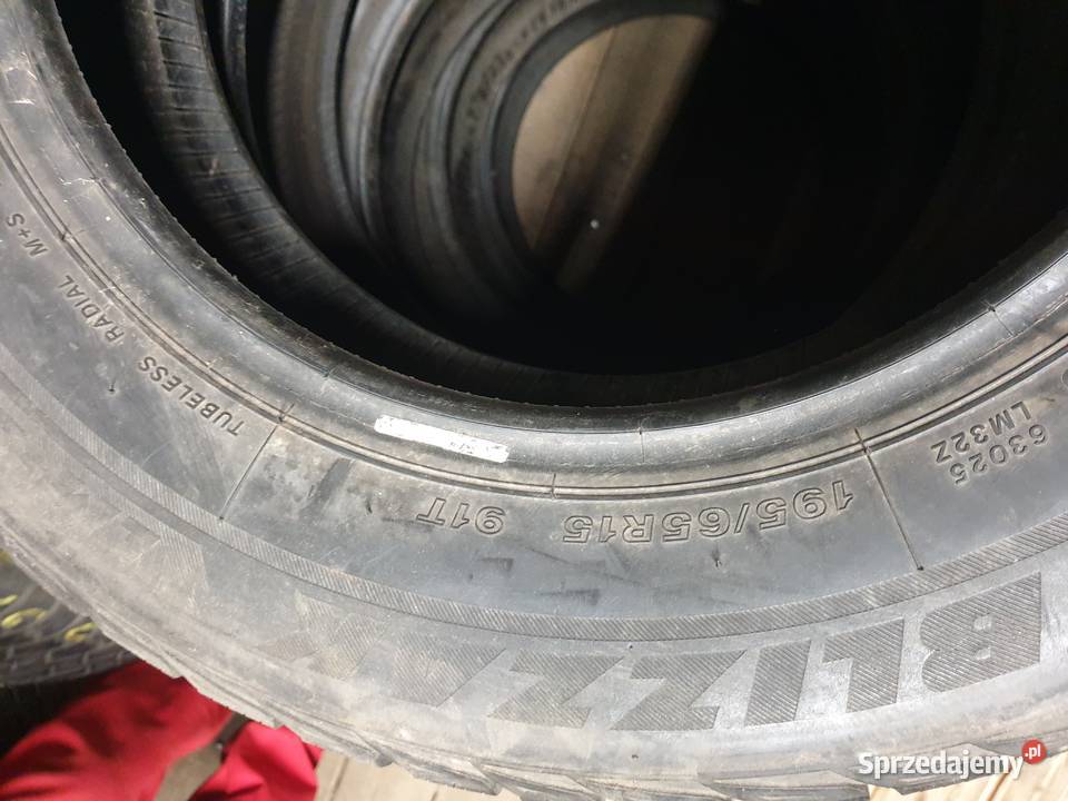 opona Bridgestone Blizzak LM 32 19565R15 warmińsko-mazurskie Dobre Miasto sprzedam