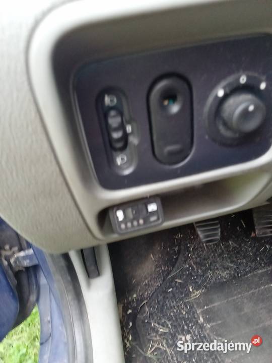 Thalia BENZYNA Gaz 152800km Kamyszów