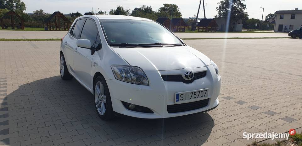 Toyota Auris D4D ASO Skora Xenon PDC Hak Kellys Katowice