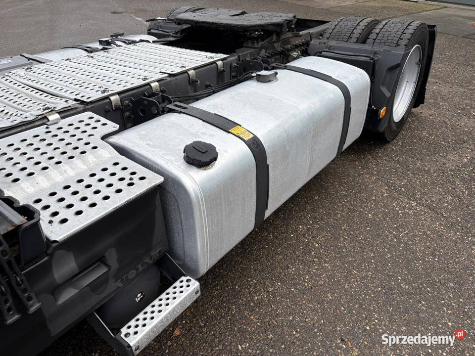 Mega ciagnik Volvo FH Lowdeck 1277cm3 Warszawa