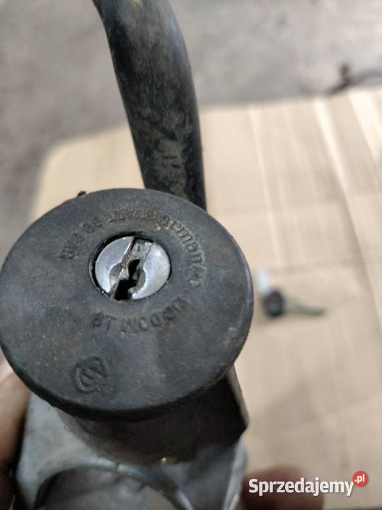 Stacyjka Fiat 126p Maluch Łubno