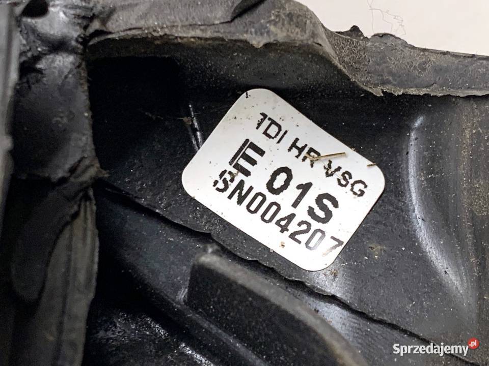 USZCZELKA DRZWI TYŁ PRAWY AUDI Q8 SUV