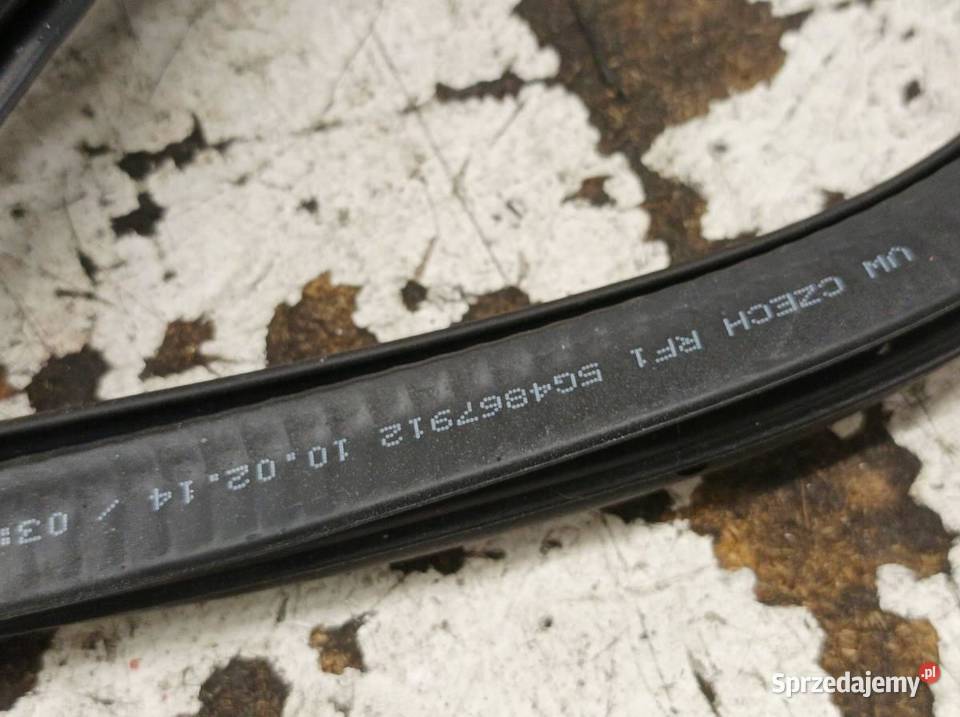 USZCZELKA DRZWI LEWY PRAWY PRZÓD KPL KAROSERYJNA