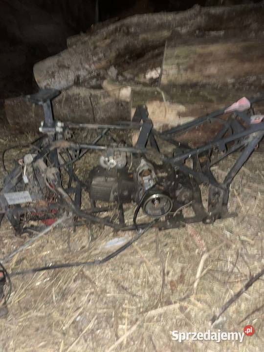 Quad rama silnik Kamianki Lackie