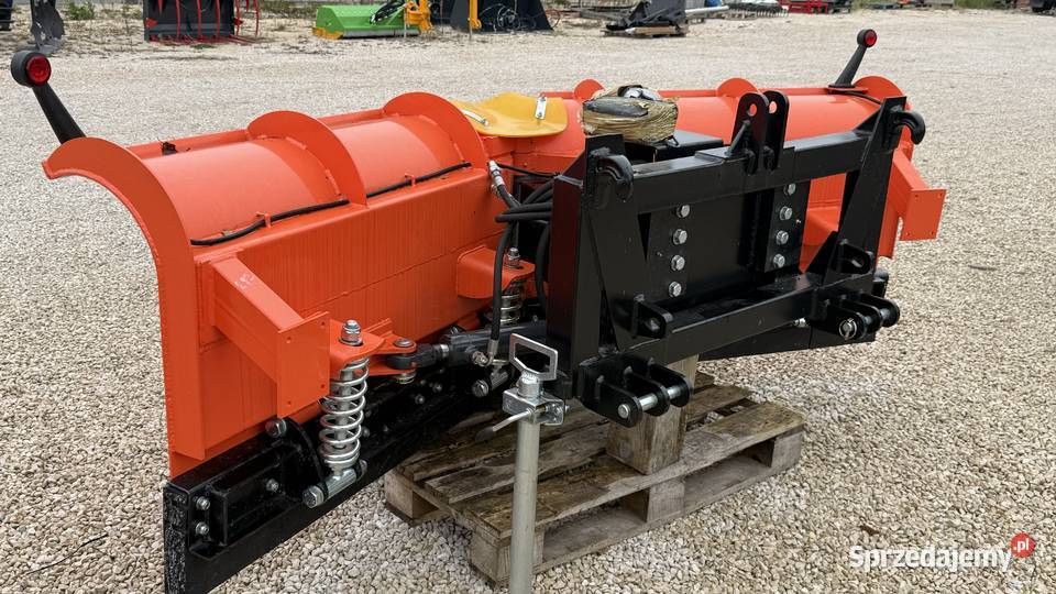 Ciężki pług strzałkowy kujawsko-pomorskie Świecie sprzedam