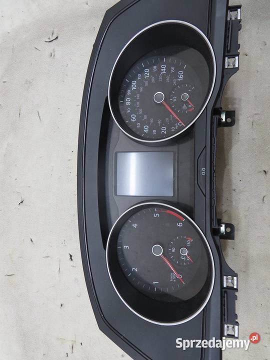 LICZNIK ZEGARY PASSAT B8 3G0920941