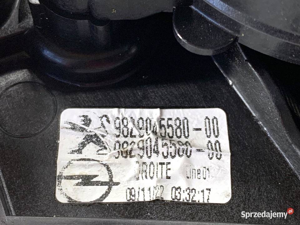 PODNOŚNIK SZYBY PRAWY TYŁ OPEL CORSA F Motoryzacja