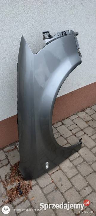 Błotnik przedni prawy A4 B6 lakier LY7Q Lubin