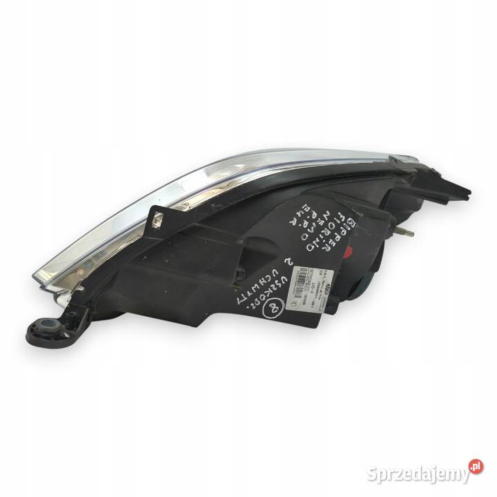 LAMPA PRAWA Fiat Fiorino III Qubo Bipper Nemo