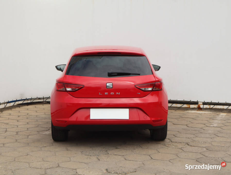 Seat Leon 12 TSI światła przeciwmgielne Łódź