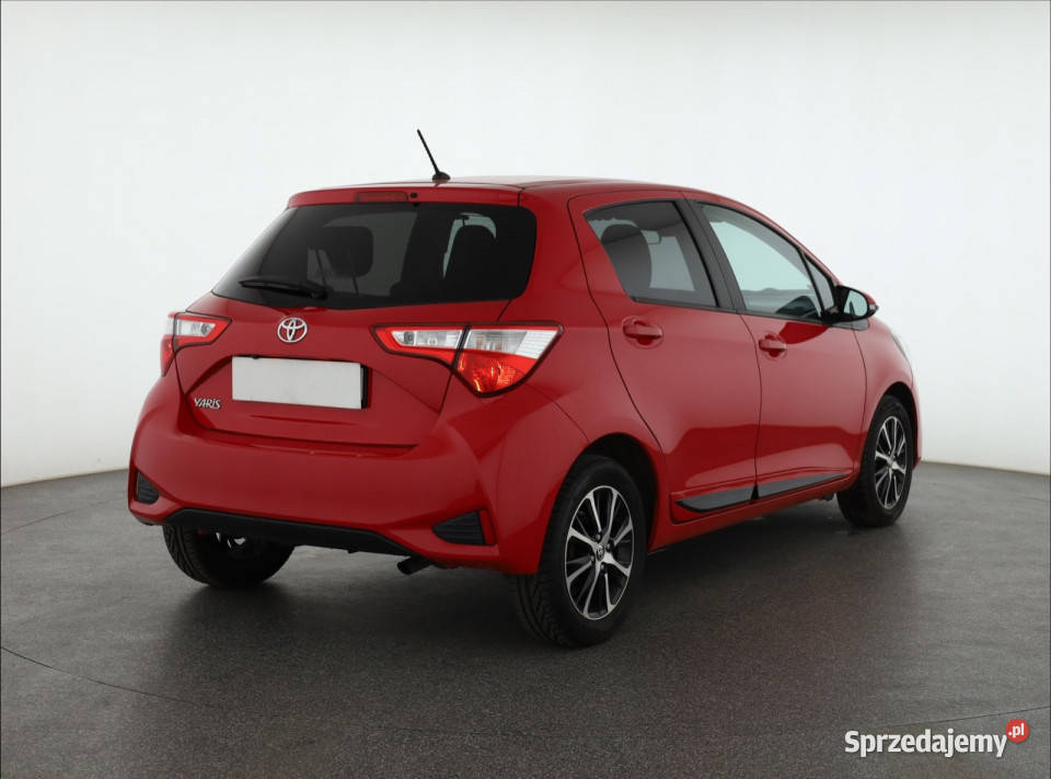 Toyota Yaris 15 Dual VVTi 82KM Piaseczno