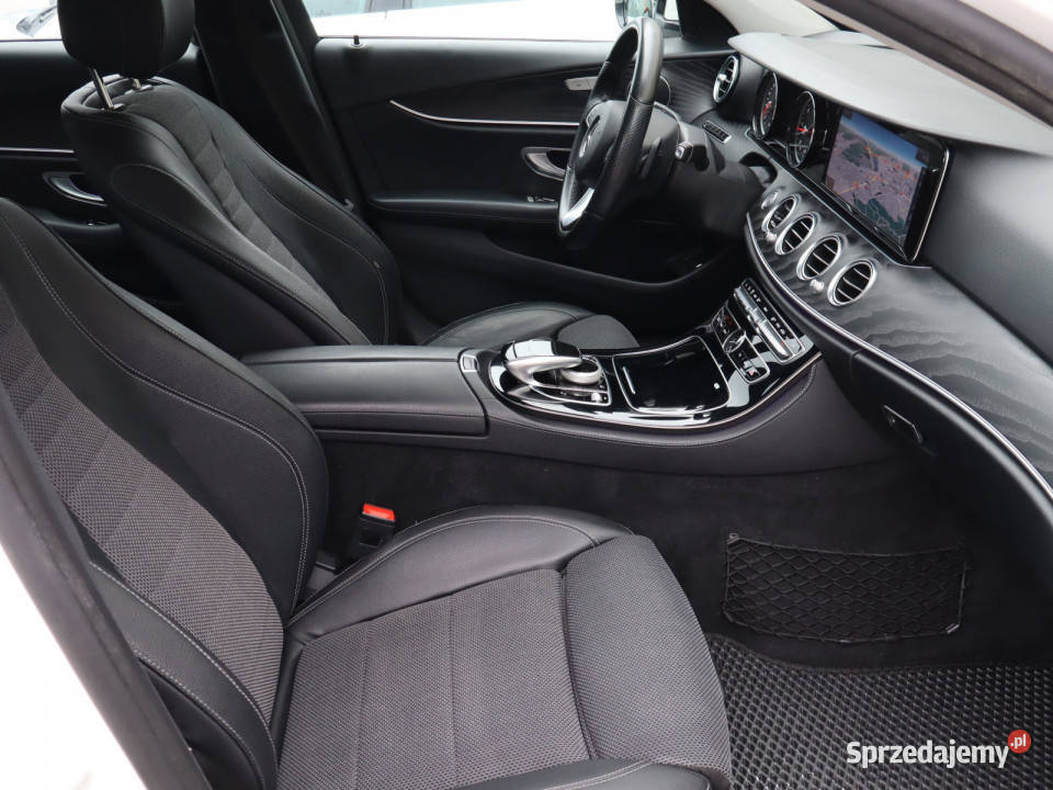 Mercedes E E 220 d 4MATIC Rok produkcji 2017 śląskie sprzedam