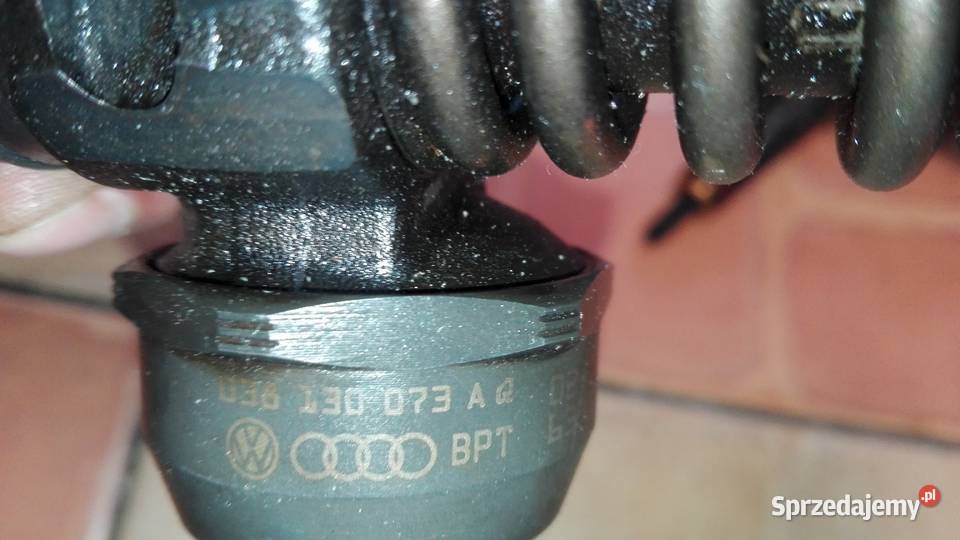POMPOWTRYSK 038130073AQ AUDI VW 19 TDI Układ paliwowy Kiełczyna sprzedam