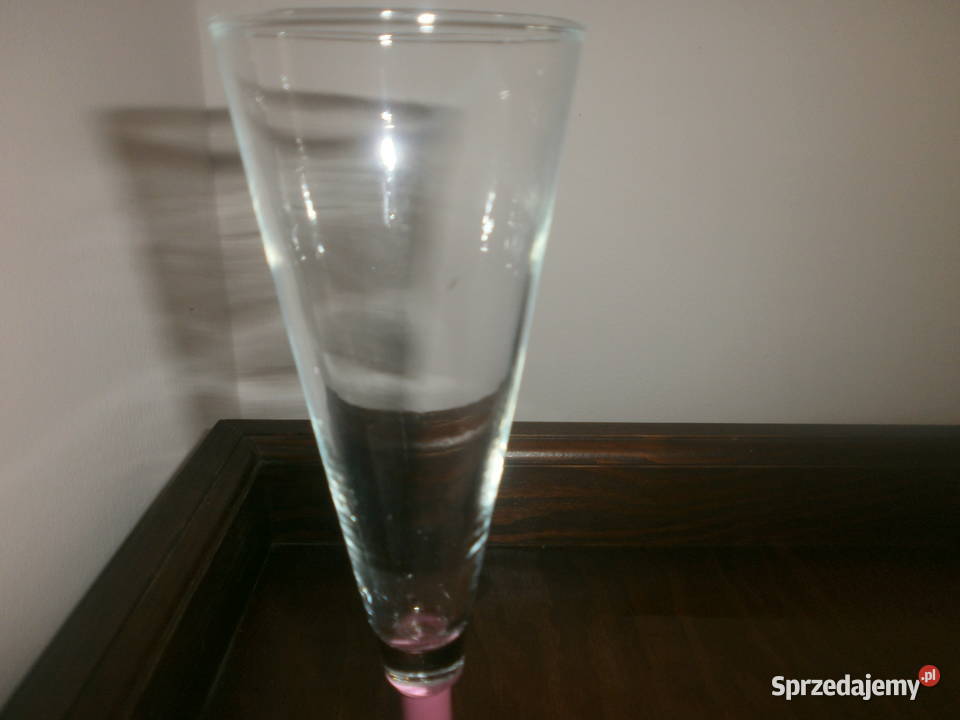 szkło z róową nózką szampanka lubuskie Zielona Góra