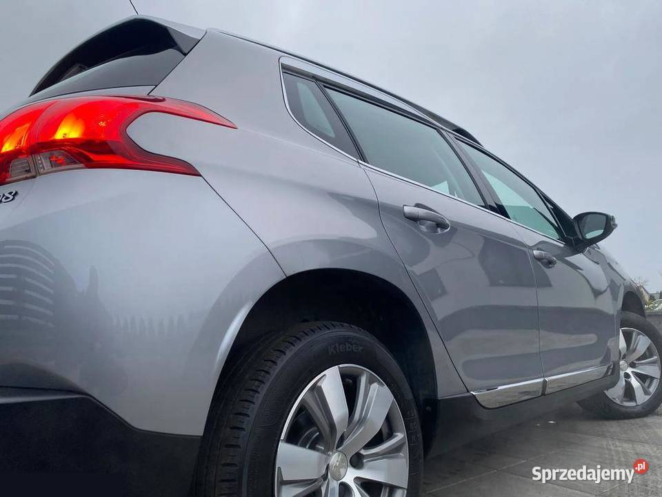 Peugeot 2008 12 PureTech 110 Allure 2016r