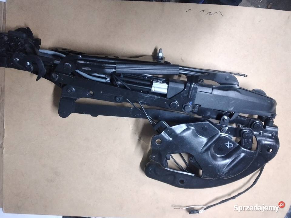 1Q0825340D VW EOS CABRIO ZAWIAS MECHANIZM DACHU Mietków