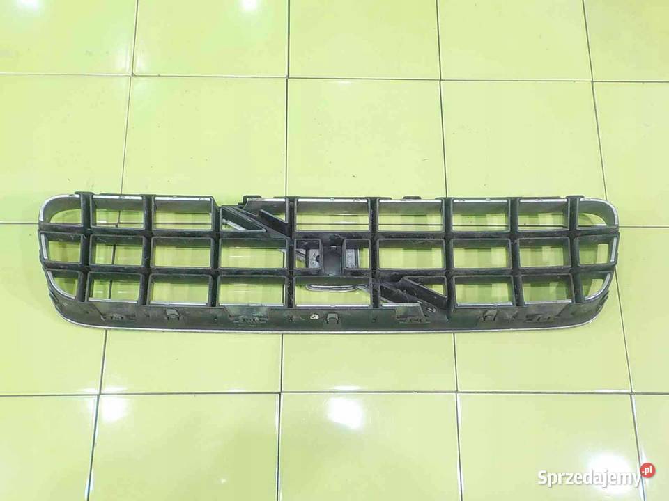 VOLVO C70 II 06r atrapa grill Suków