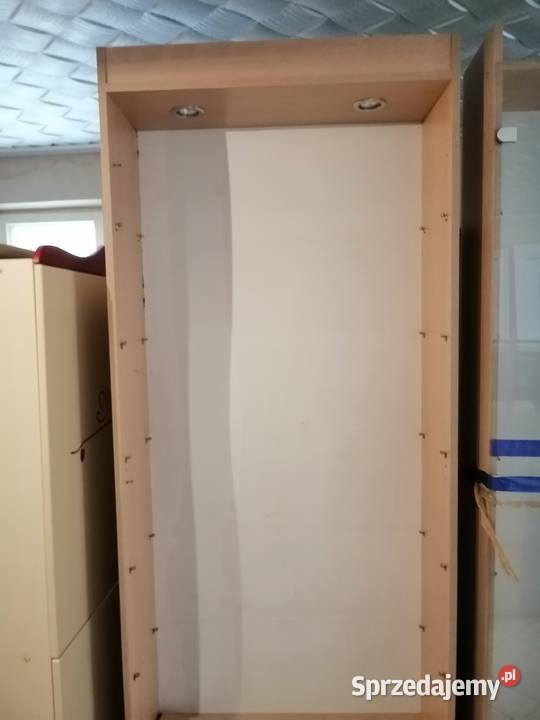 Regał z płyty jasny półki ze szkła sklepowy Ujazd