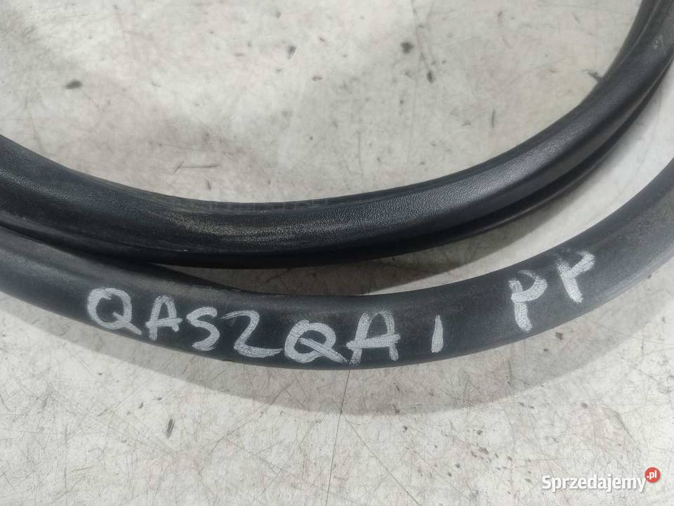 USZCZELKA DRZWI PRAWY PRZÓD NISSAN QASHQAI sprzedam