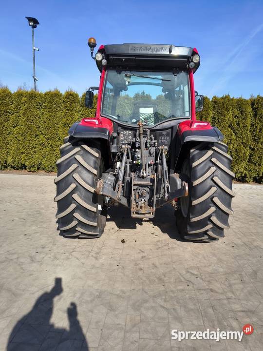 Valtra A134 z ładowaczem Napęd 4x4 Valtra Grabów Szlachecki