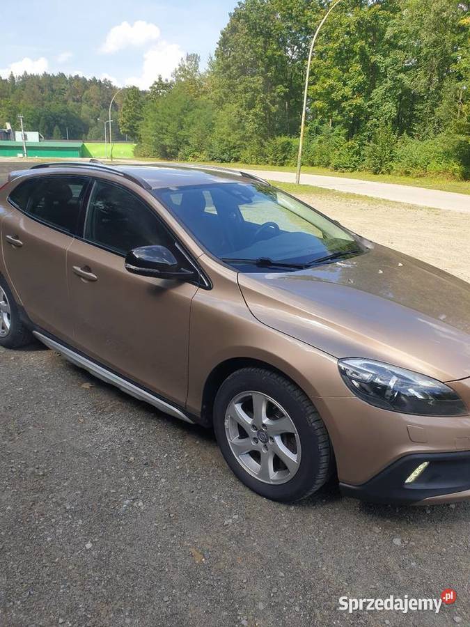 Volvo V40 Cross Country 20 T5 5 cyl 213 Salon Rok produkcji 2014 V40 Bielsko-Biała