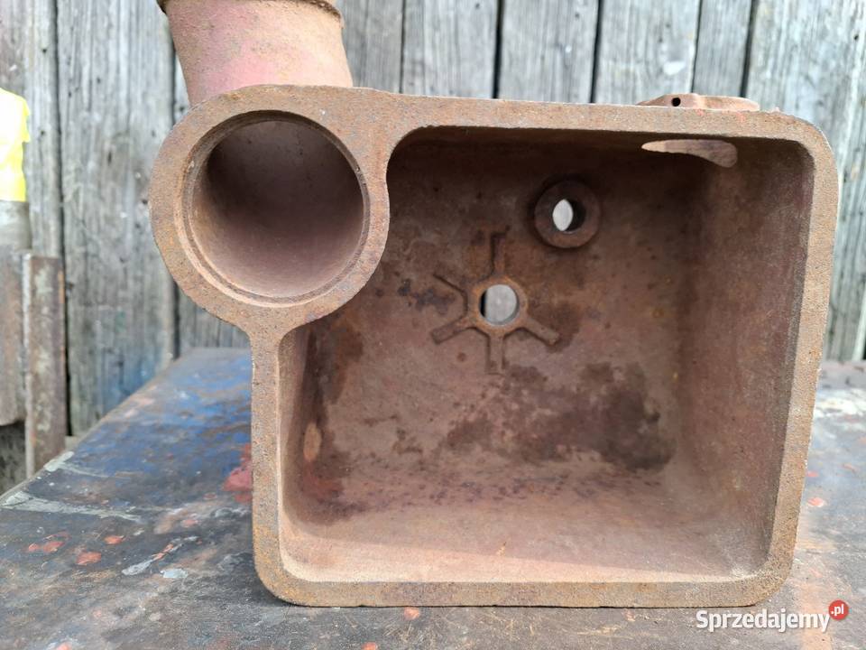 Pokrywa glowicy es 320 nowa Pozostałe Rzeszów