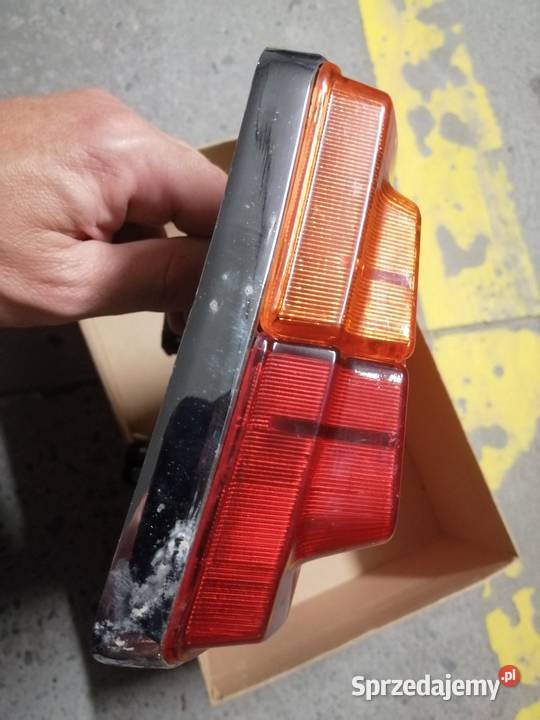 Fiat 125p nowa lampa tylna lewa PRL Kraków