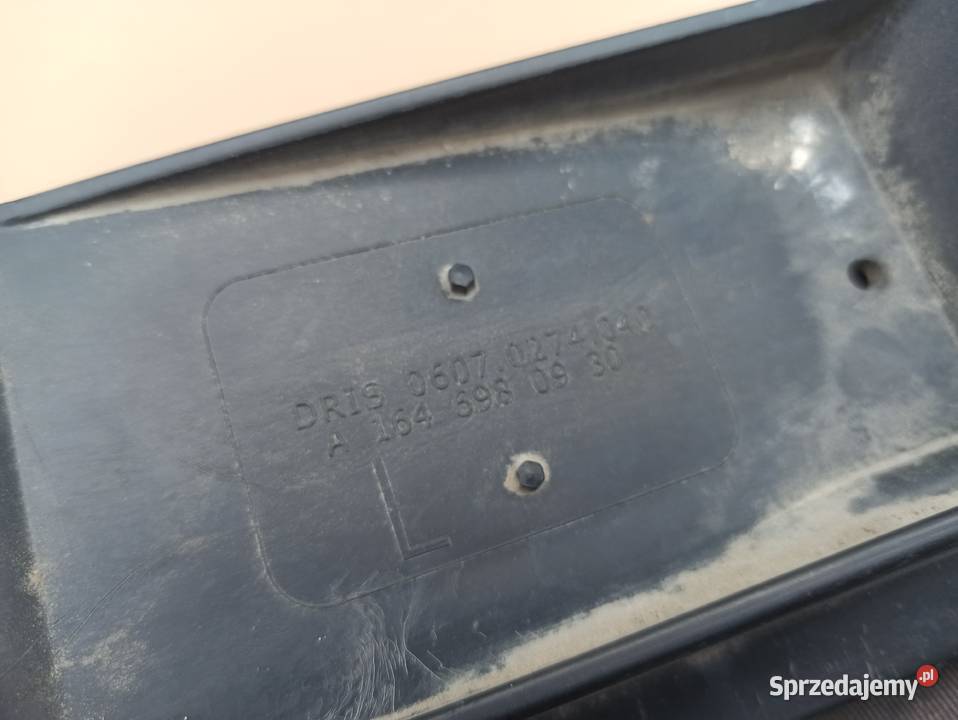 MERCEDES ML W164 MOCOWANIE PROGU PRÓG LEWY Bieleń