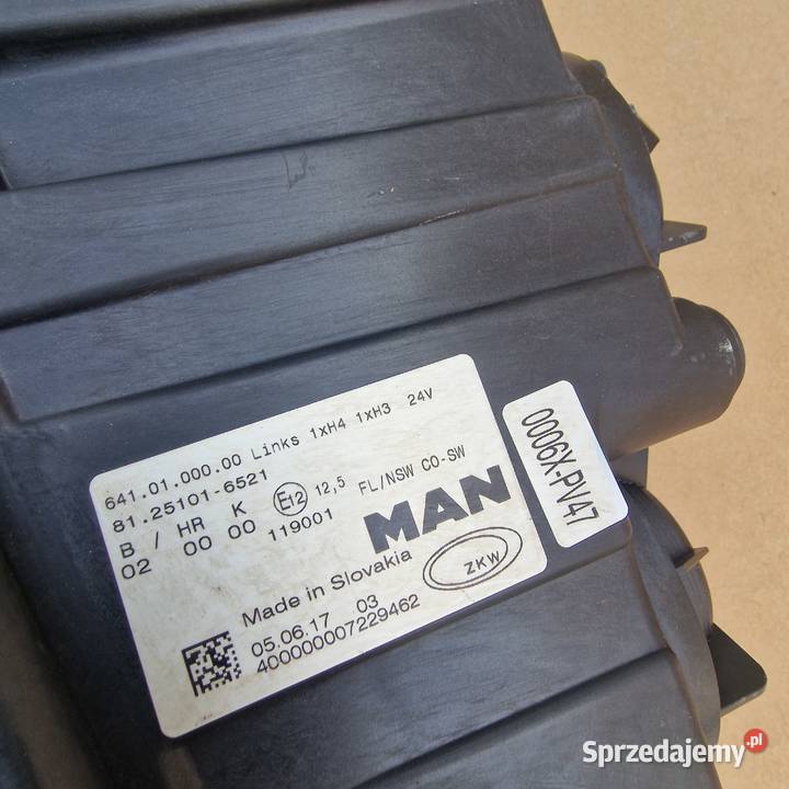MAN TGX TG3 HALOGEN W ZDERZAK LEWY ORYGINAŁ ciężarowe Bieleń